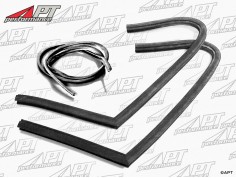 Set triangle window rubber seals 2600 Touring Spider