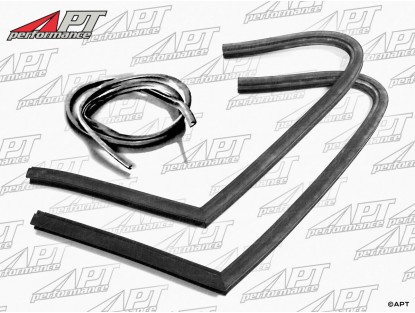 Set triangle window rubber seals 2600 Touring Spider