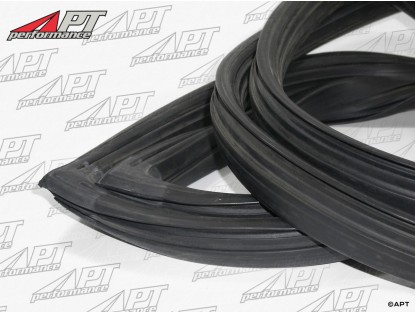 Windscreen rubber seal Alfetta Berlina 1,6 -  1,8  12.81