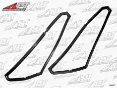 Set (2) front triangle window gaskets Montreal