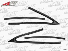 Set (2) front triangle window gaskets 365 GTB - 4 Daytona