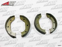 Set (4) hand brake shoes 105 -  115 -  Montreal