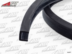 Quarter window rubber seal vertical Ferari 250 GT 2+2