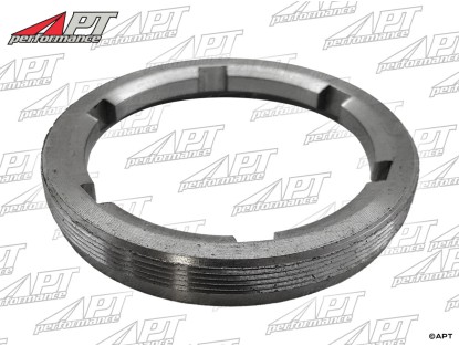 Rear wheel bearing retainer (LH thread) Alfa 116 -1985