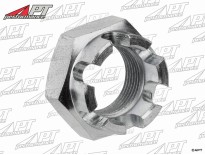 Front right wheel bearing crown nut 1300 - 2000cc