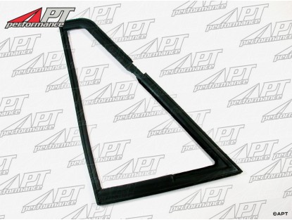 Front triangle window gasket Giulia -  Berlina right