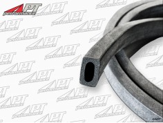Soft top front seal GTC