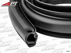 Soft top front seal Spider 1970 - 1993