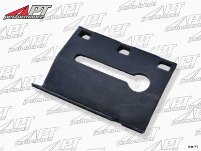 Rear bumper outer mounting bracket left Spider 83 - 89