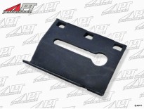 Rear bumper outer mounting bracket left Spider 83 - 89