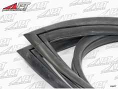 Rear screen rubber seal Ferrari 365 GT 2+2 Queen Mary 2