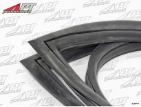 Rear screen rubber seal Ferrari 365 GT 2+2 Queen Mary